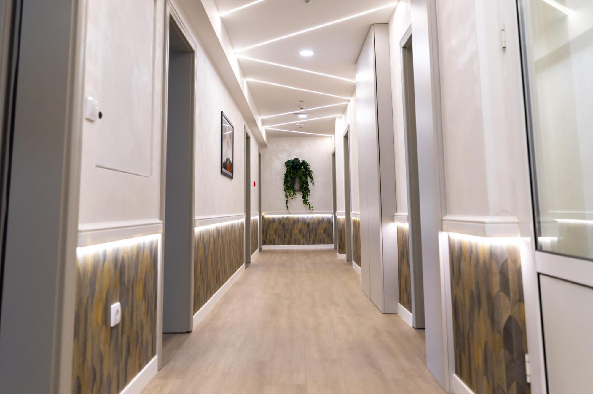 Hotel Nest Bijeljina Buitenkant foto